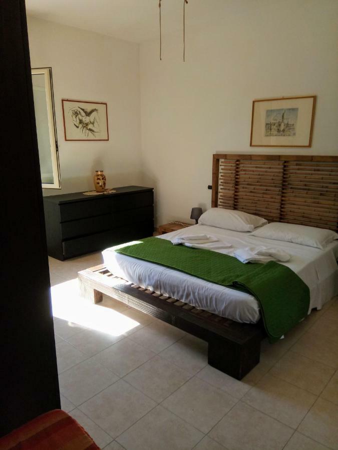 Casa Del Carrubo Villa Vieste Bagian luar foto